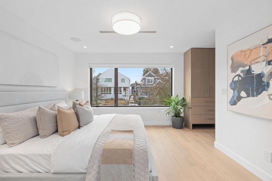 1 435 E 37th Avenue Vancouver, BC - 15