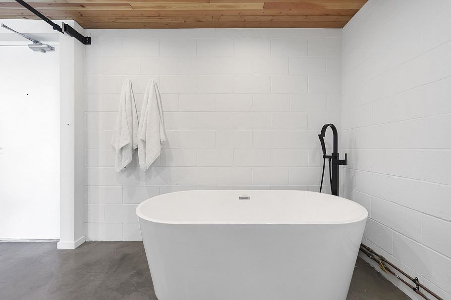 215 1220 E Pender Street Vancouver, BC - 22