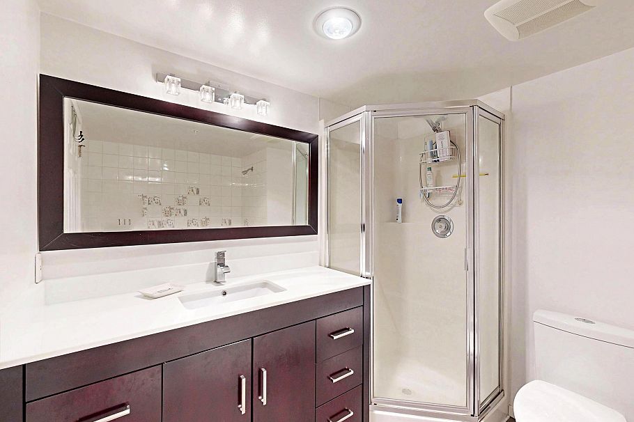 307 865 W 15th Avenue Vancouver, BC - 19