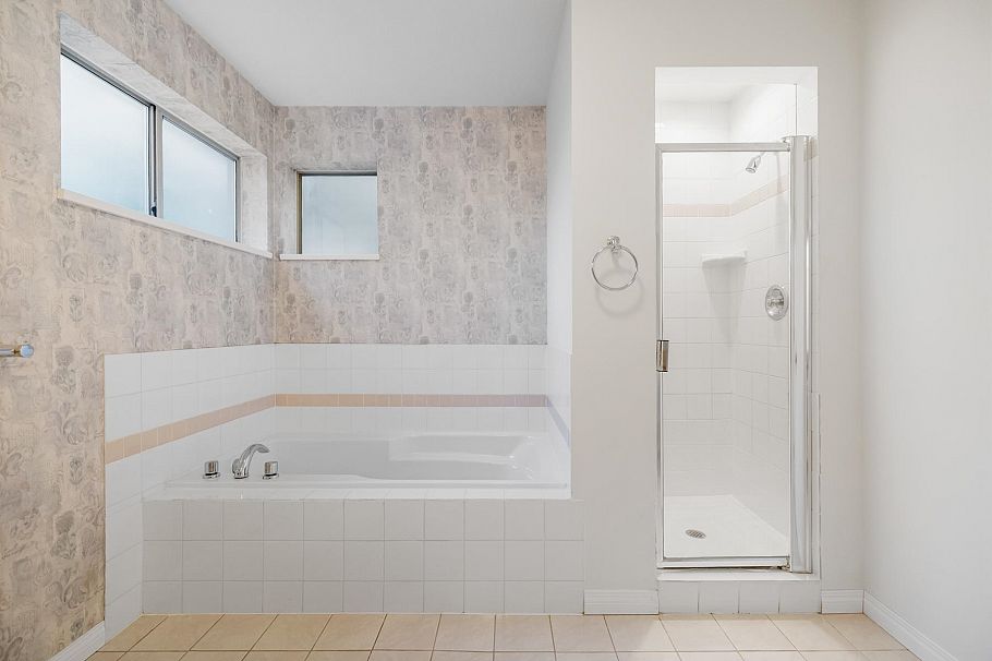 2723 W 1st Avenue Vancouver, BC - 32