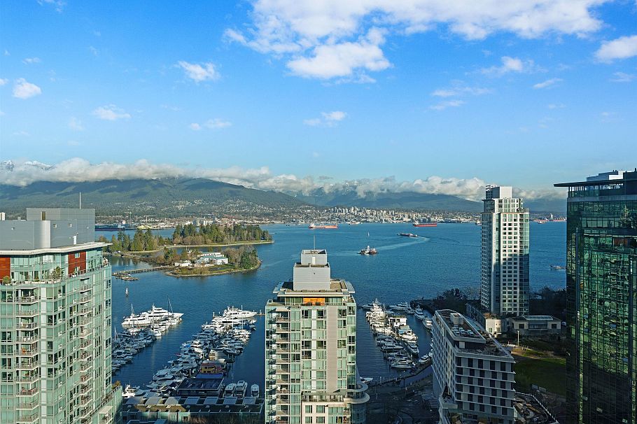 2303 1415 W Georgia Street Vancouver, BC - 30