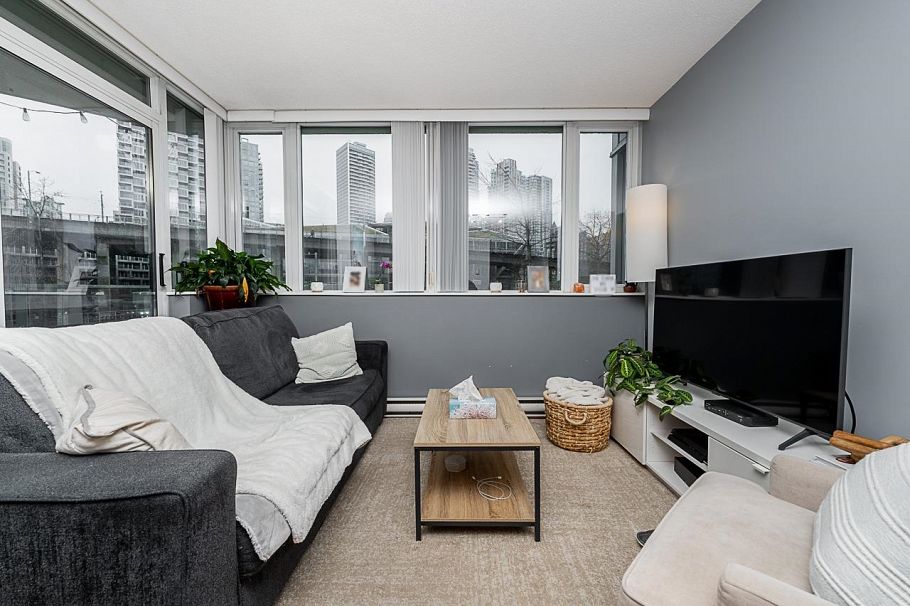 301 583 Beach Crescent Vancouver, BC - 27