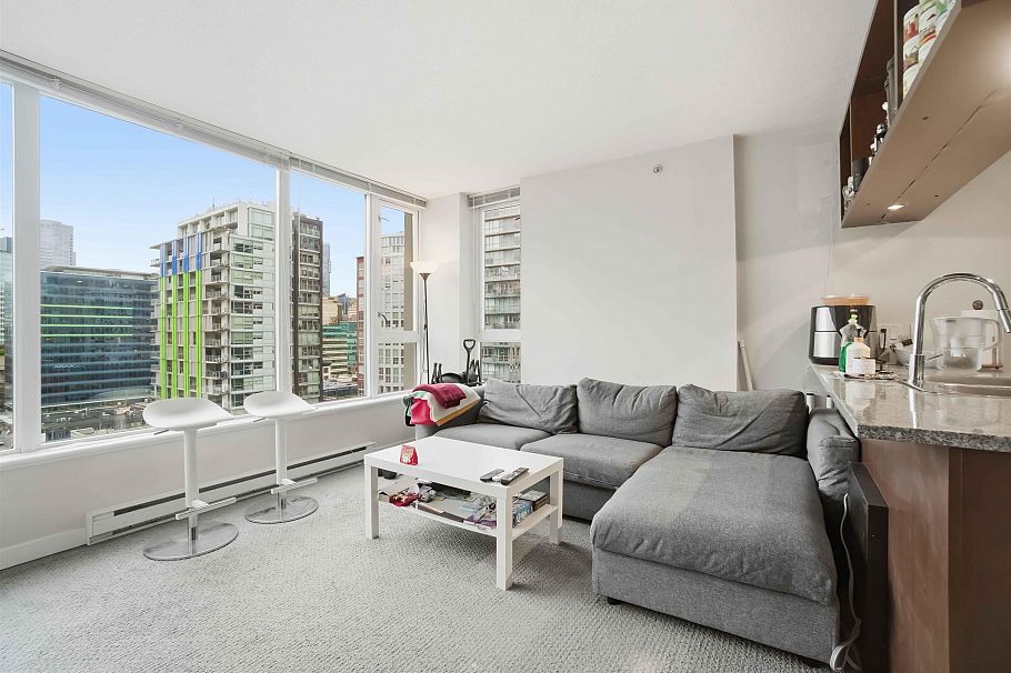 1701 1001 Richards Street Vancouver, BC - 11