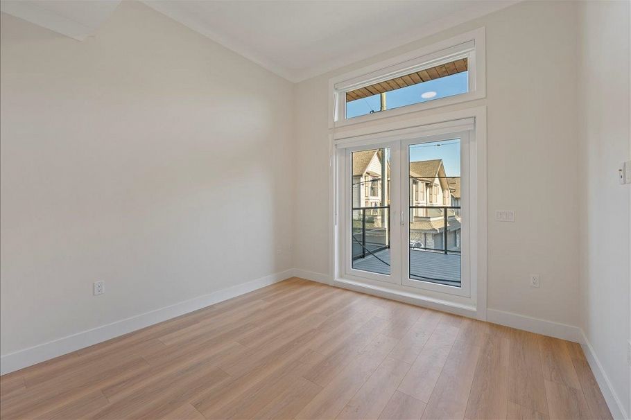 4852 Slocan Street Vancouver, BC - 30