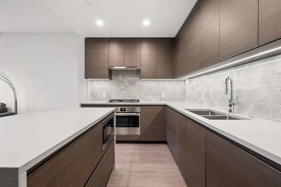 1410 4168 Lougheed Highway Burnaby, BC - 8