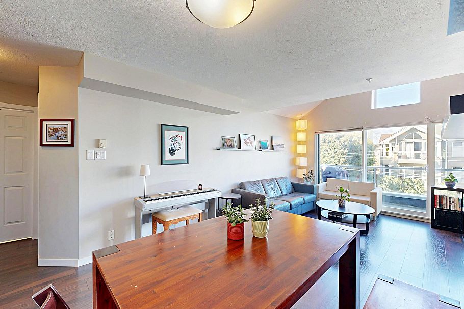 307 865 W 15th Avenue Vancouver, BC - 11