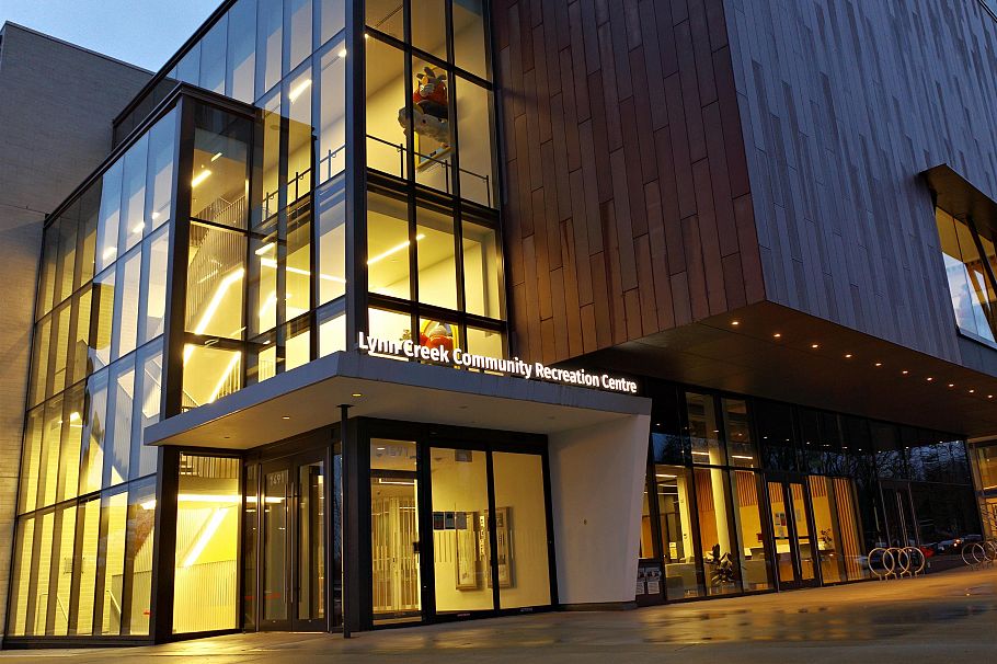 405 1401 Hunter Street North Vancouver, BC - 13