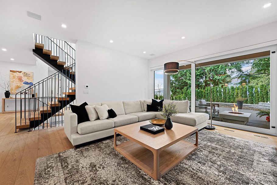 4528 Skyline Drive North Vancouver, BC - 8