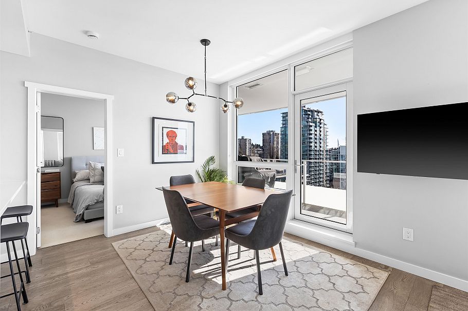 1210 118 Carrie Cates Court North Vancouver, BC - 14