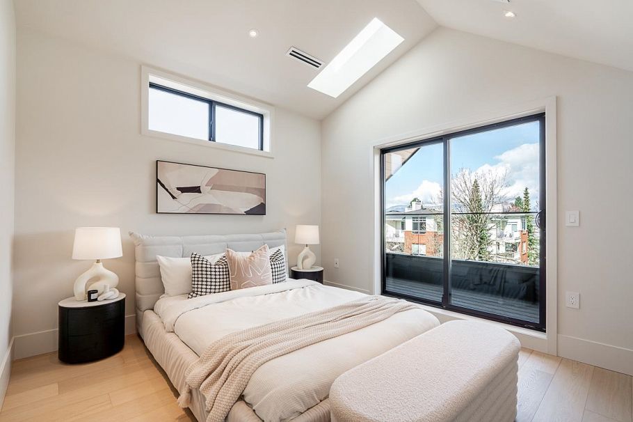 1 372 37 Avenue Vancouver, BC - 14