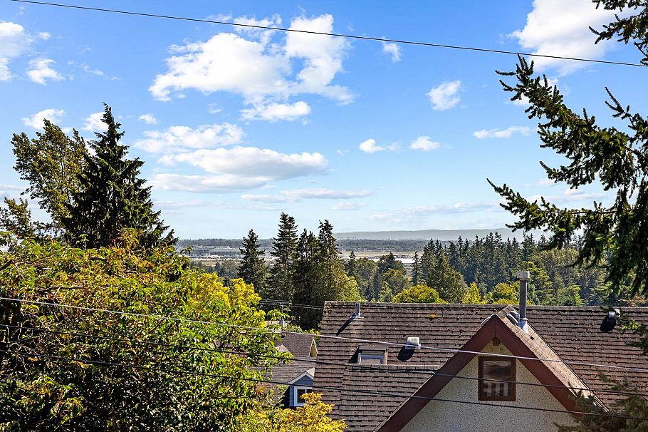 4042 W 34th Avenue Vancouver, BC - 21