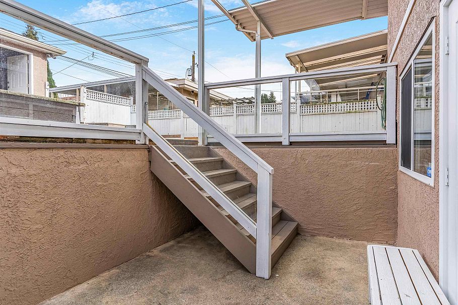 47 E 50th Avenue Vancouver, BC - 29