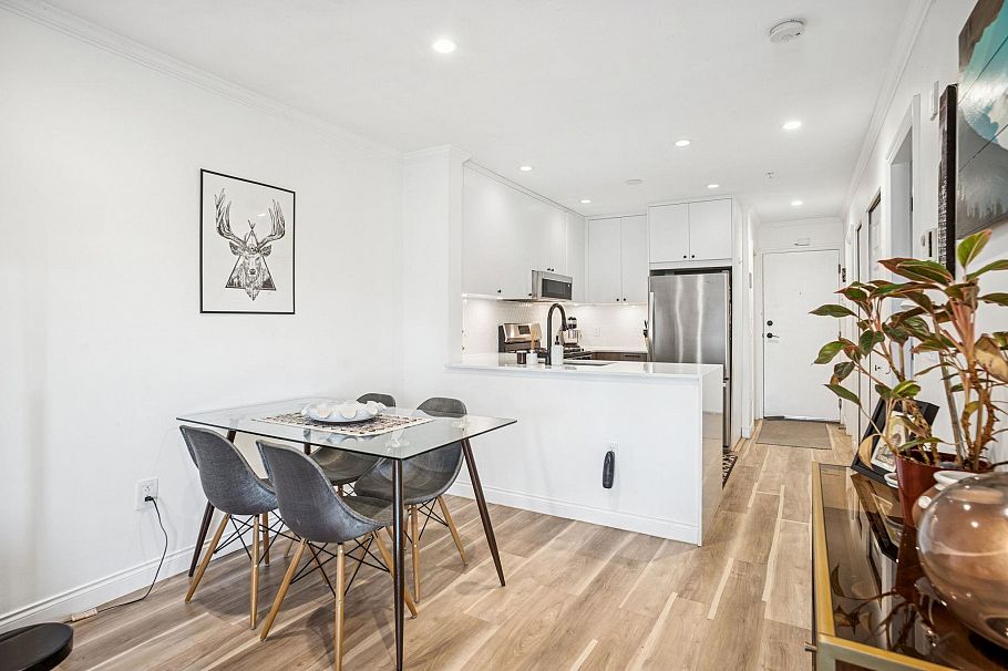 305 688 E 16th Avenue Vancouver, BC - 8