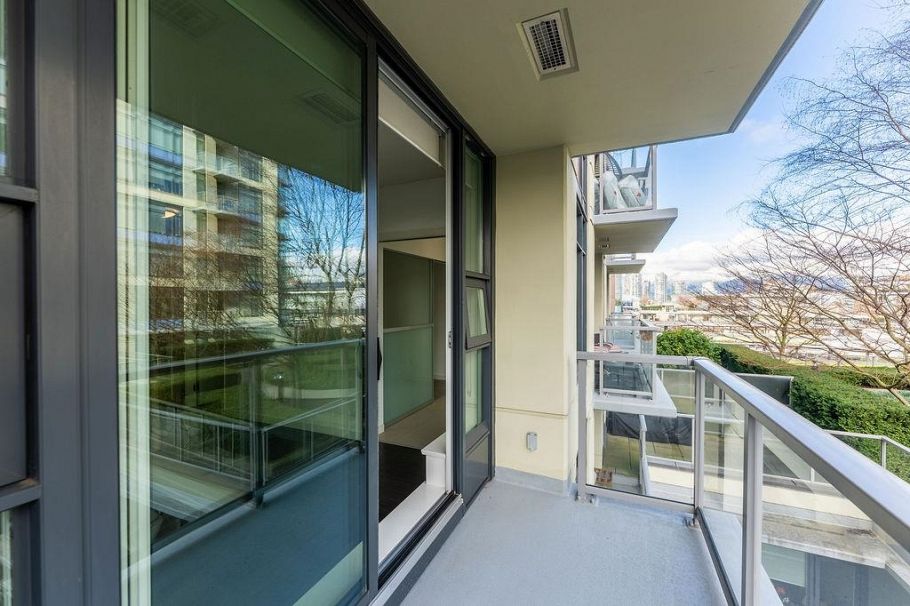 701 1708 Columbia Street Vancouver, BC - 27