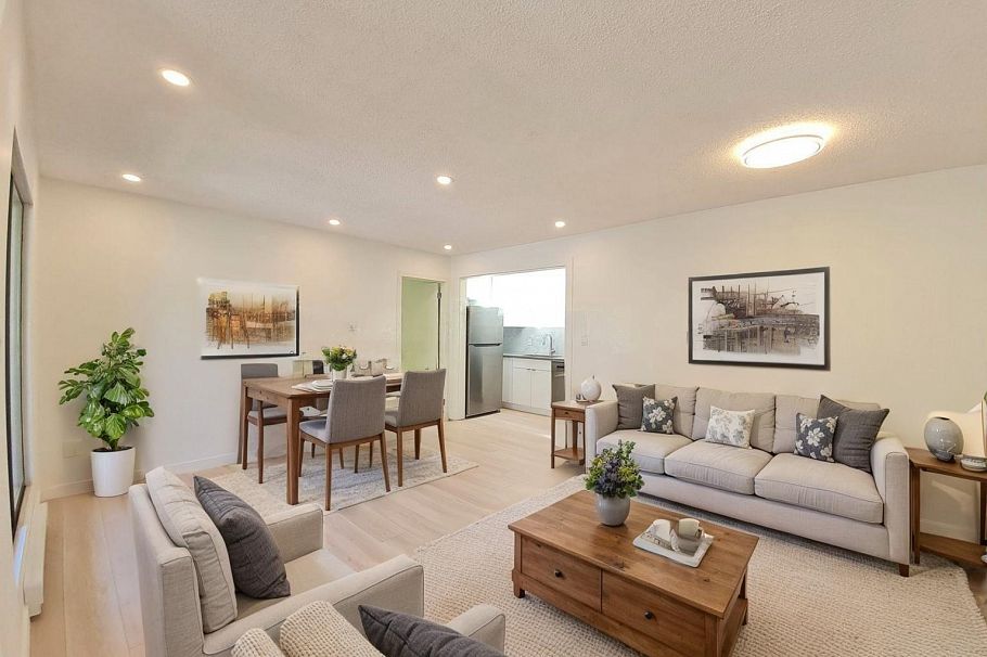 301 8645 Osler Street Vancouver, BC - 1