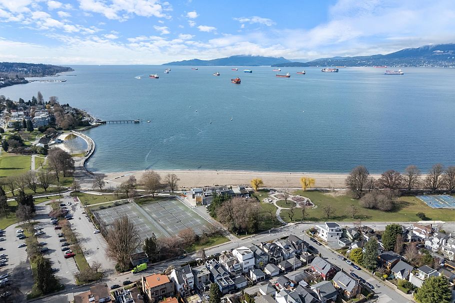 103 2110 Cornwall Avenue Vancouver, BC - 29