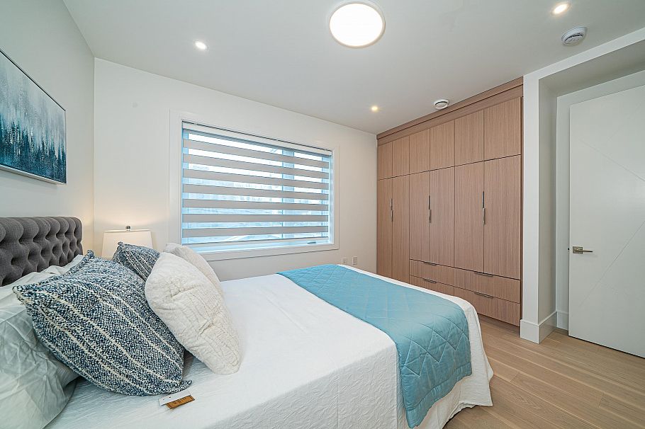 748 E 47th Avenue Vancouver, BC - 17