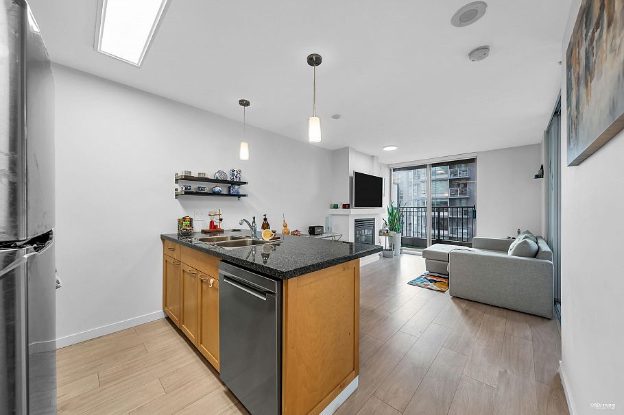 1001 989 Richards Street Vancouver, BC - 7