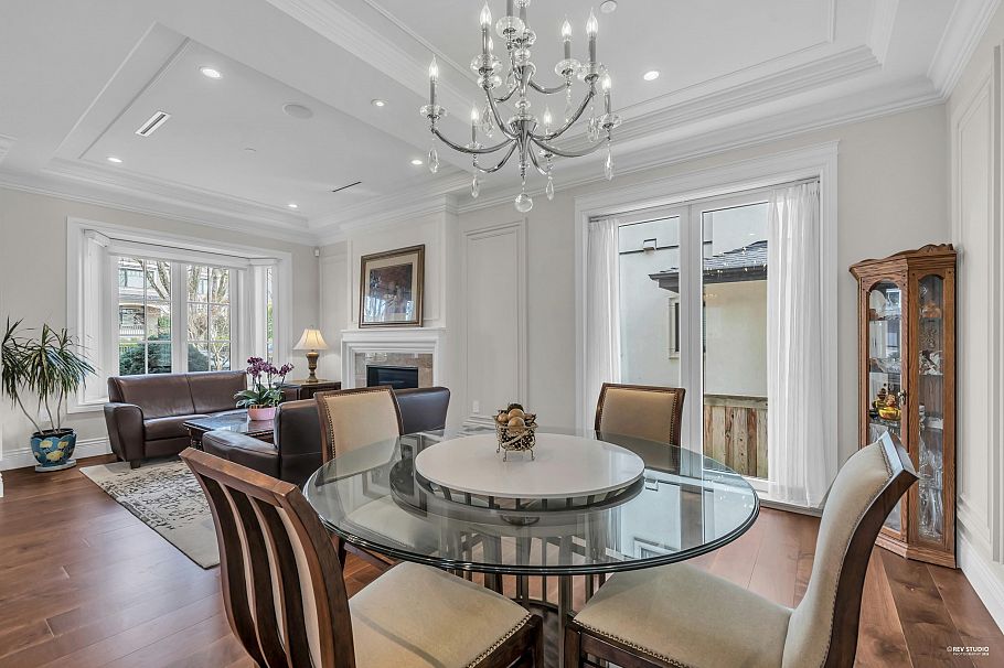 3562 W 34th Avenue Vancouver, BC - 5