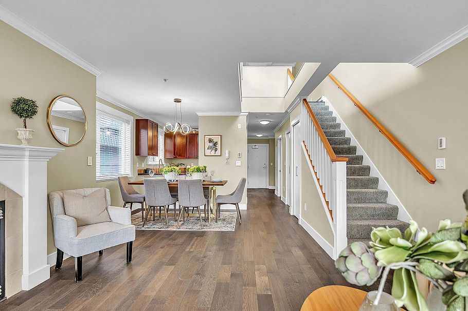 302 152 E 12th Street North Vancouver, BC - 14