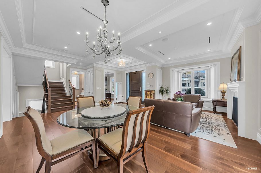 3562 W 34th Avenue Vancouver, BC - 8