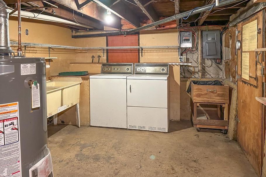 2243 W 5th Avenue Vancouver, BC - 30