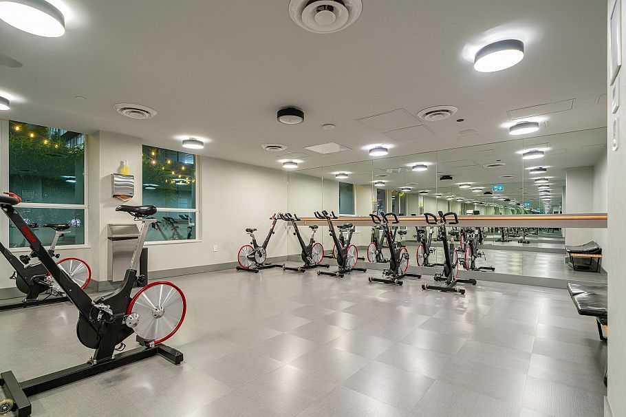 2301 125 E 14th Street North Vancouver, BC - 15