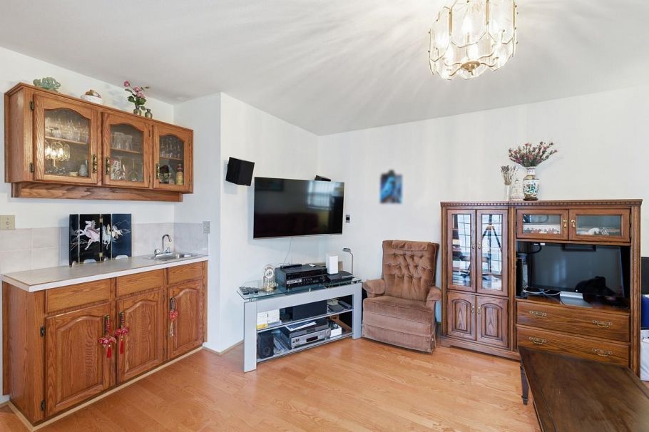 66 E 47th Avenue Vancouver, BC - 14