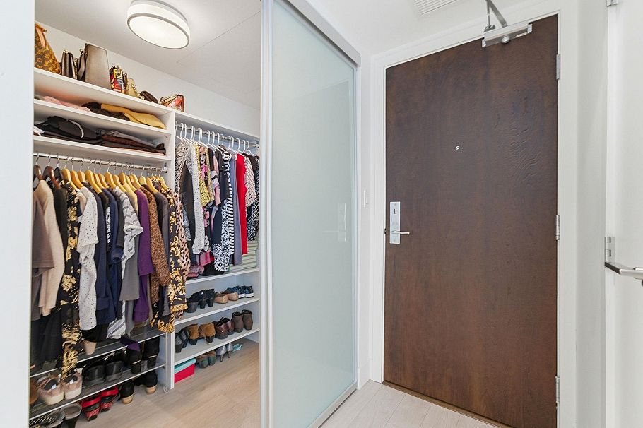 1606 1550 Fern Street North Vancouver, BC - 21