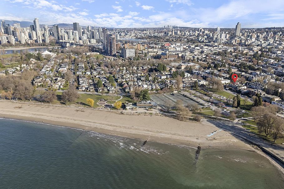 103 2110 Cornwall Avenue Vancouver, BC - 25