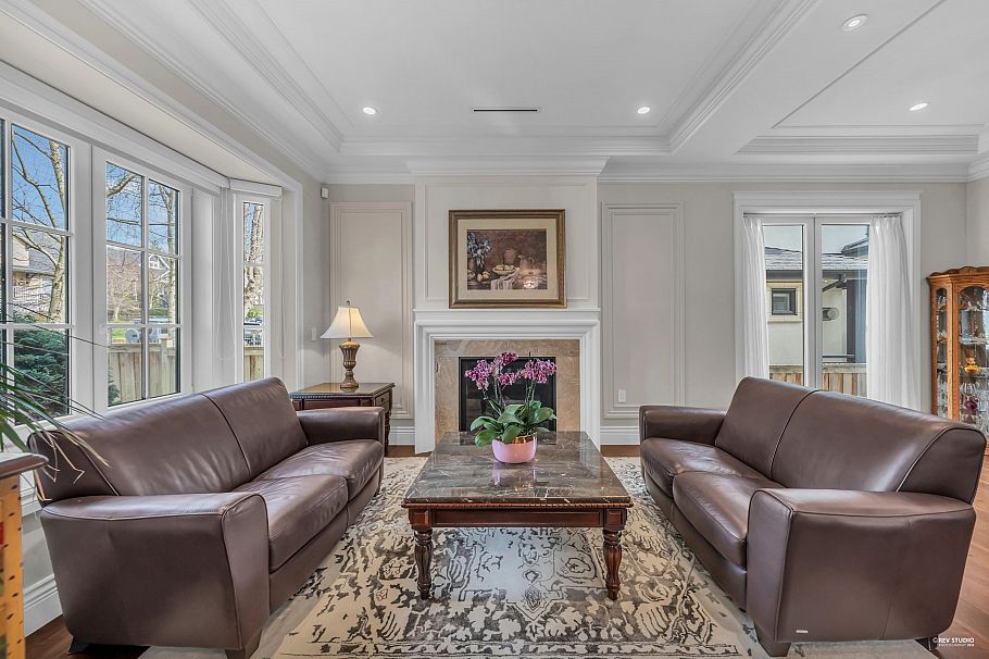 3562 W 34th Avenue Vancouver, BC - 6