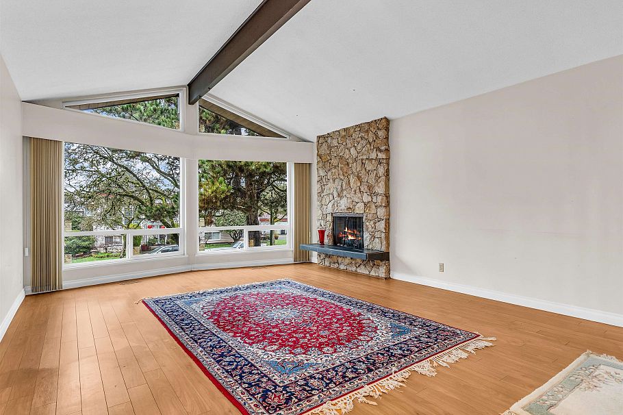 6884 Toderick Street Vancouver, BC - 3