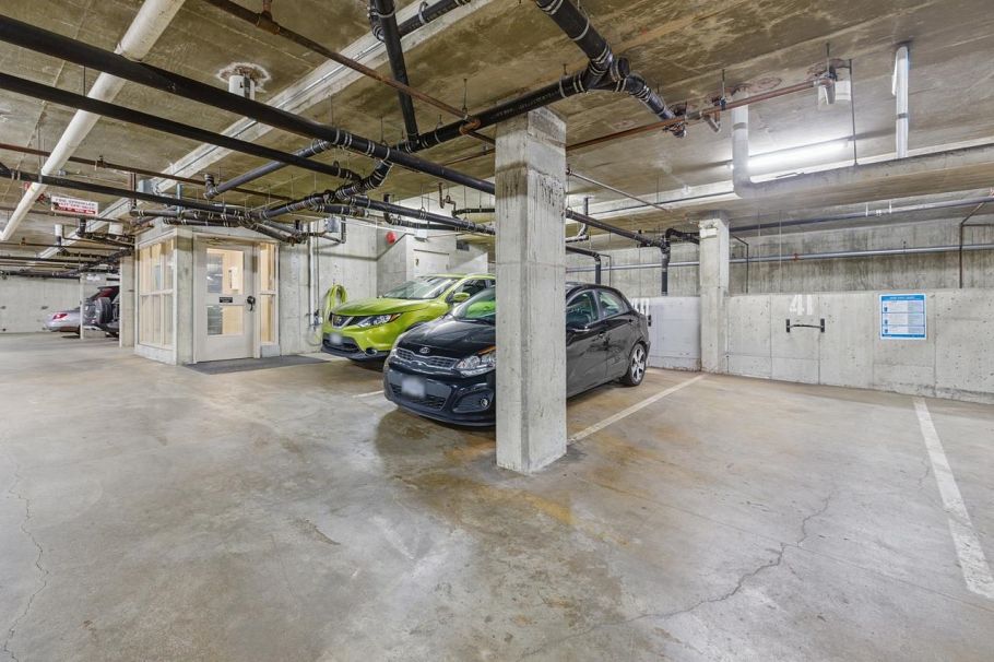 W206 639 W 14th Avenue Vancouver, BC - 30