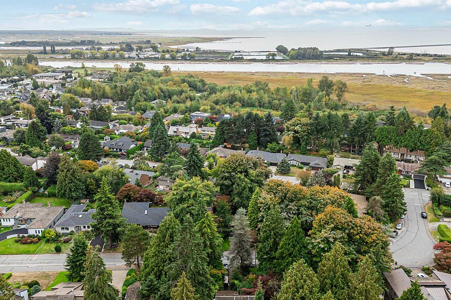 4262 Yuculta Crescent Vancouver, BC - 36