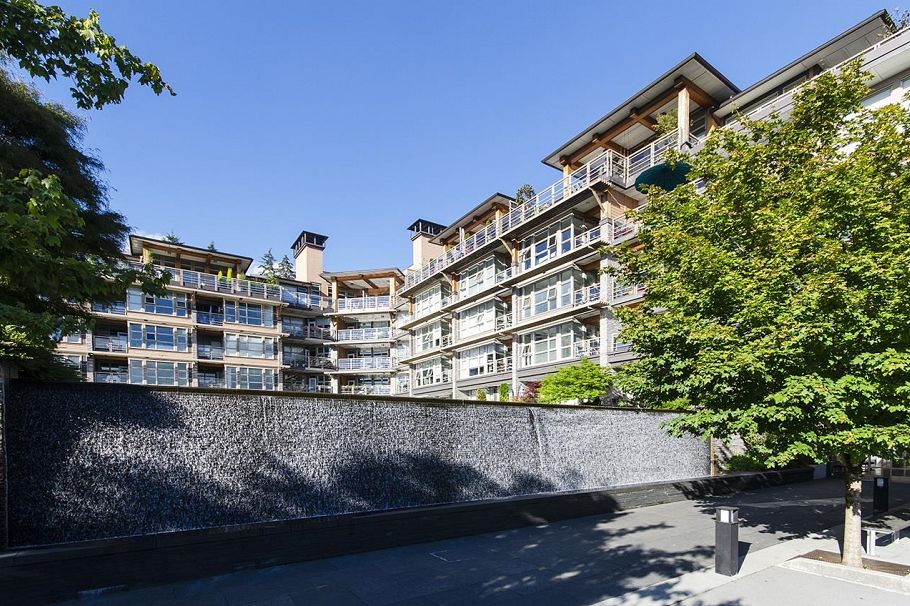 102 3602 Aldercrest Drive North Vancouver, BC - 31