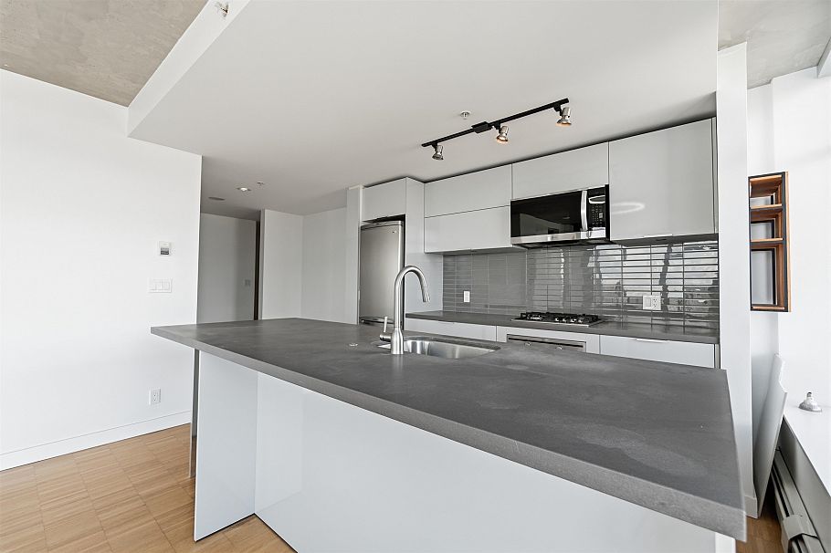 1701 108 W Cordova Street Vancouver, BC - 11