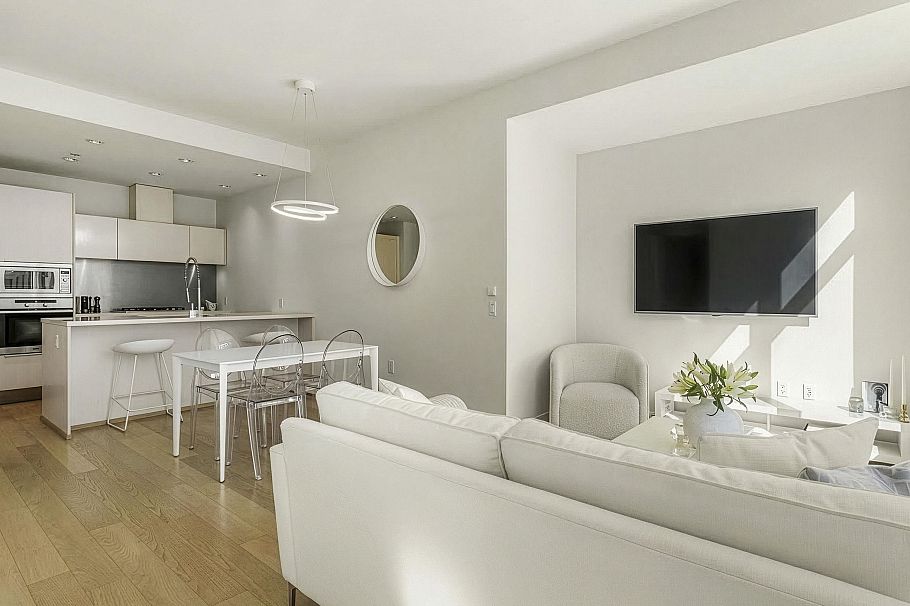 407 77 Walter Hardwick Avenue Vancouver, BC - 3