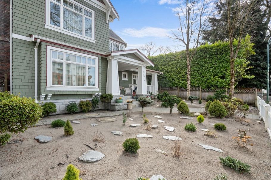 3574 East Boulevard Vancouver, BC - 3