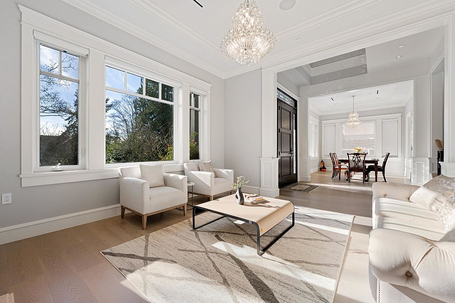 3981 W 35th Avenue Vancouver, BC - 3