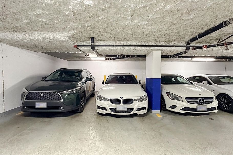 301 3588 Sawmill Crescent Vancouver, BC - 11