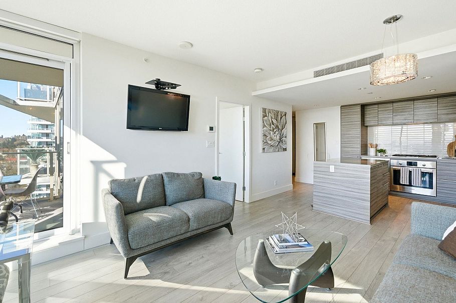 1606 1550 Fern Street North Vancouver, BC - 12