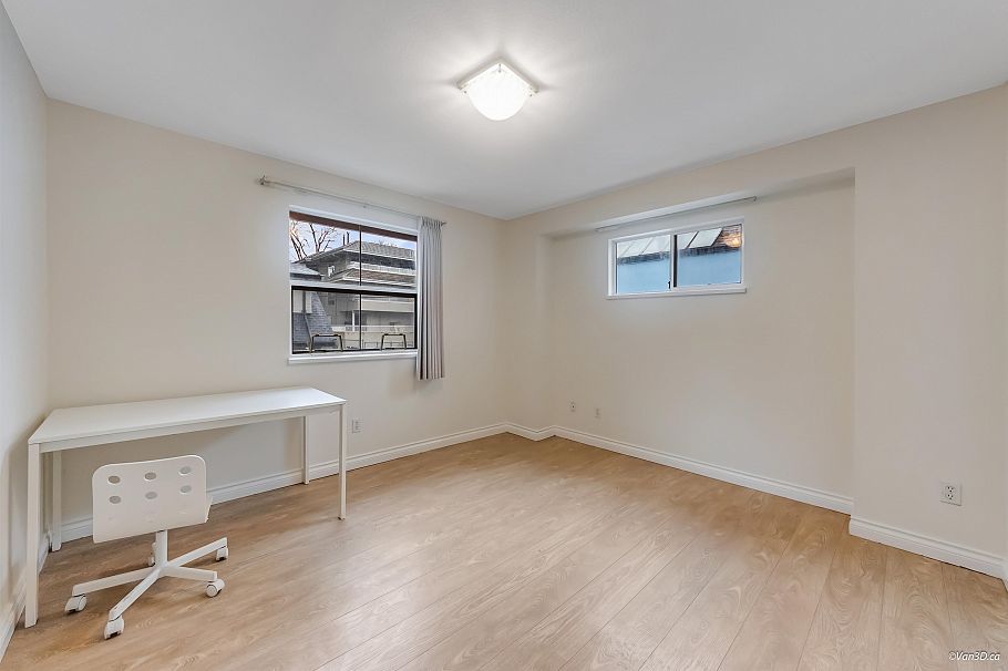 3657 W 29th Avenue Vancouver, BC - 25