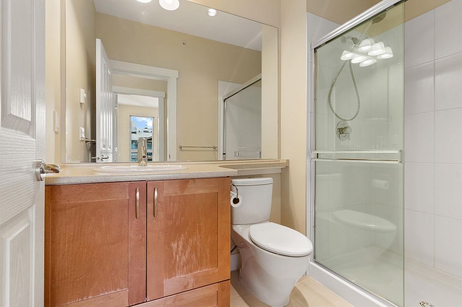 407 1111 E 27 Street North Vancouver, BC - 23