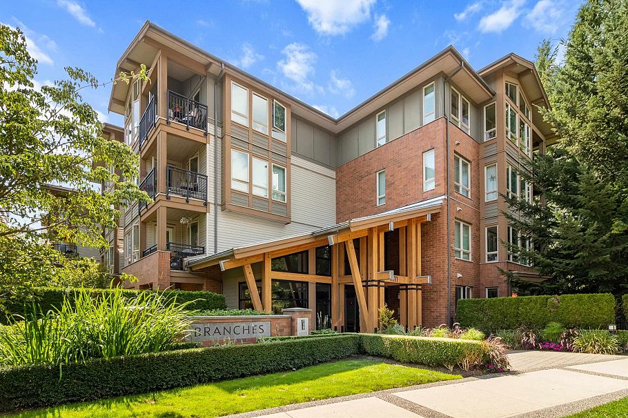 407 1111 E 27 Street North Vancouver, BC - 1