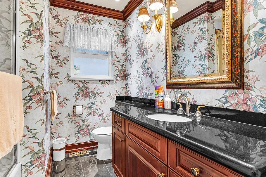 6884 Toderick Street Vancouver, BC - 17