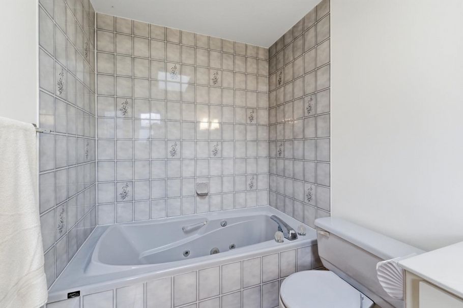 66 E 47th Avenue Vancouver, BC - 22