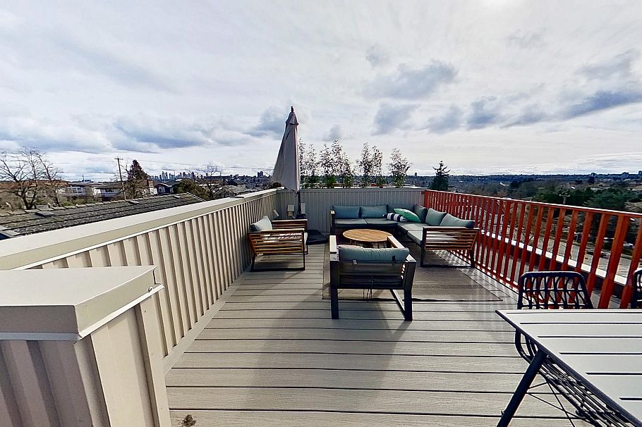 2 2915 E 5th Avenue Vancouver, BC - 35