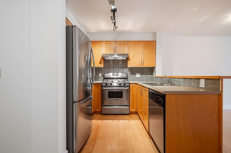 203 1858 W 5th Avenue Vancouver, BC - 14