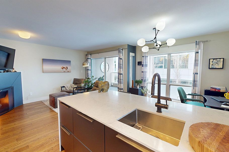 403 985 W 10th Avenue Vancouver, BC - 7