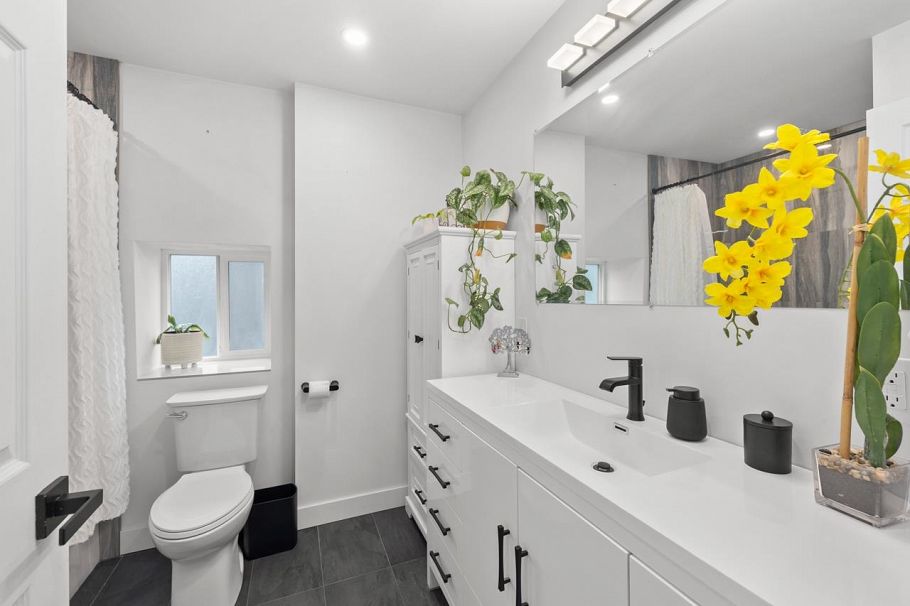 203 1943 E 1st Avenue Vancouver, BC - 28